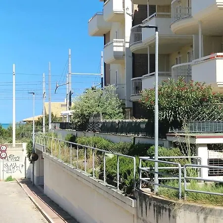 Apartment Corte Esterna Privata - Wifi Ac Vicino Al Mare Cupra Marittima